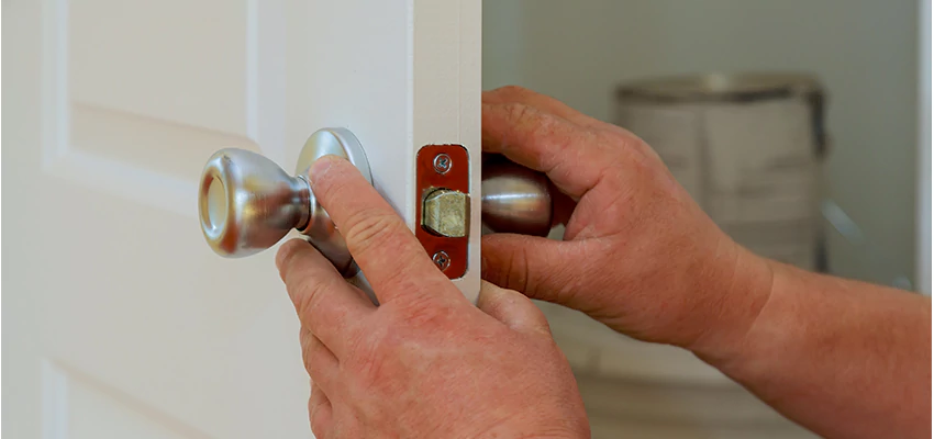 AAA Locksmiths For lock Replacement in Thousand Palms, California